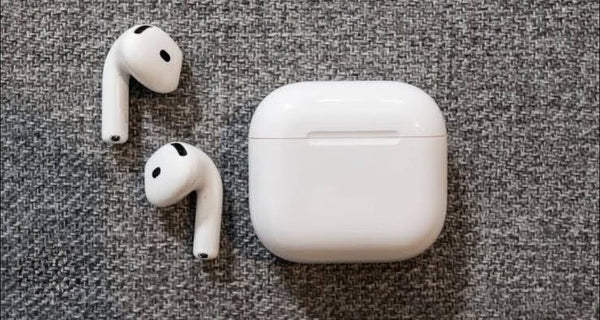 Apple Airpods Pro 4/With free Silicon Case/ANC(Active Noise Cancellation)/One year Warranty.